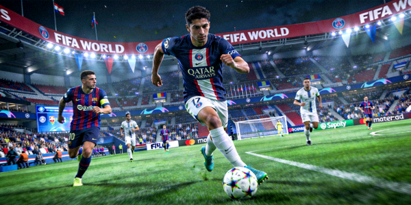 FIFA足球世界游戏截图，展示逼真的足球比赛画面和球员形象